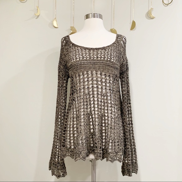 Free People Crochet Top With Bell Sleeves. - Picture 2 of 7